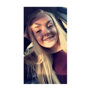 Meet your Posher, Camille